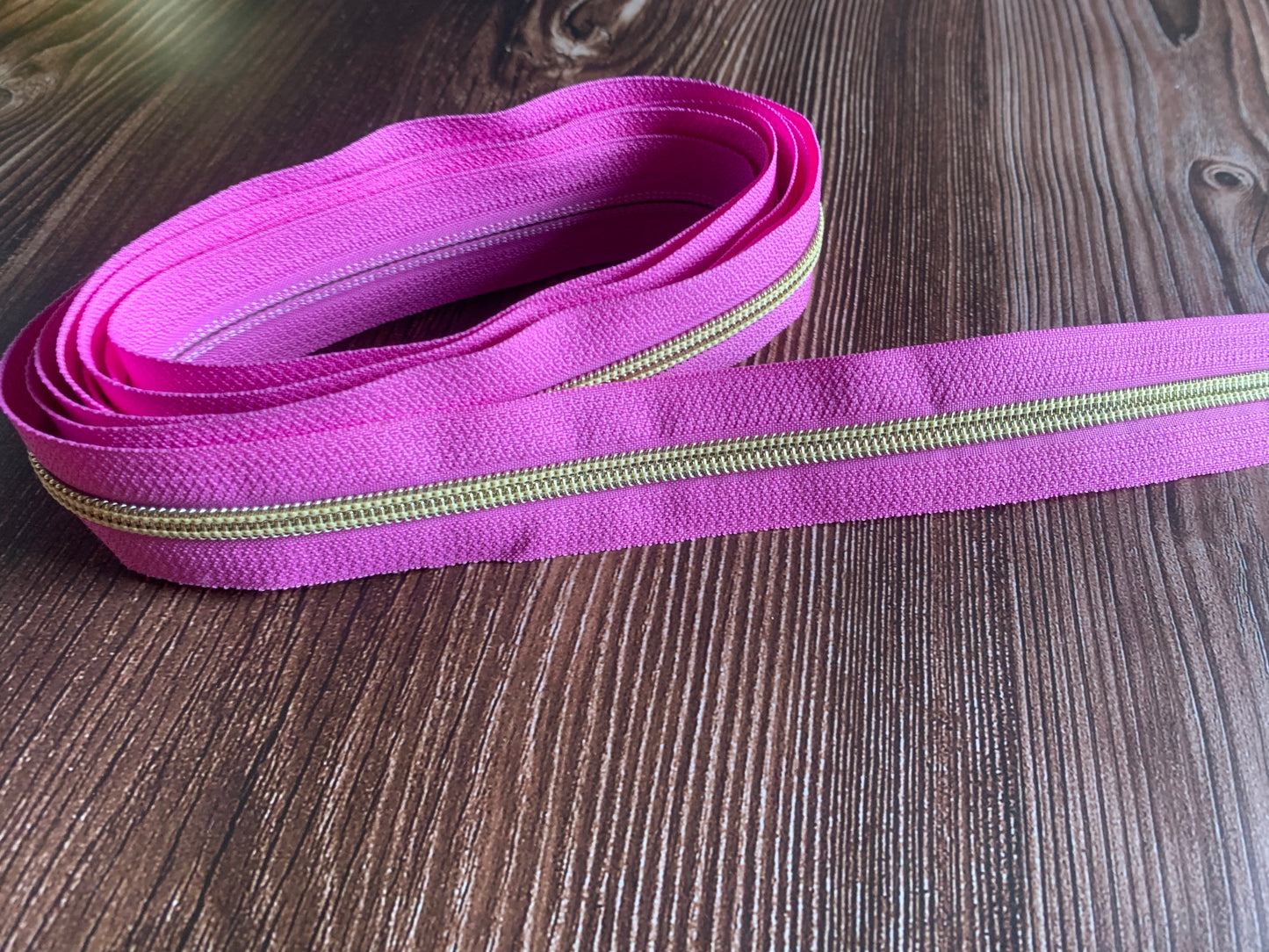 Gold color - size 5 zipper tapes