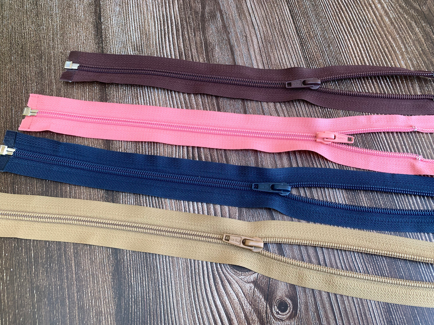 Pack of 25 - Size 5 nylon zips, 30-35cm, clearance sale GS