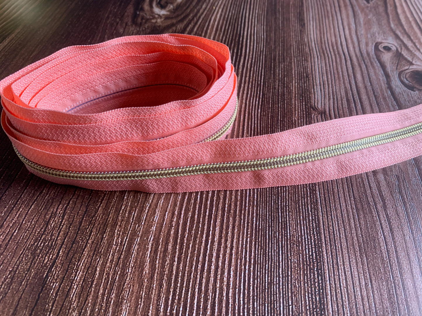 Gold color - size 5 zipper tapes