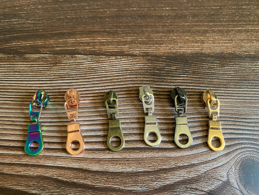 Classic donut zipper pulls A3bl