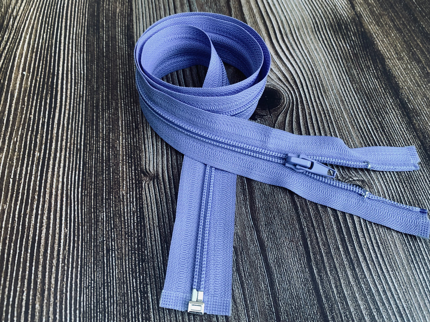 Pack of 25 - Size 5 nylon zips, 60-68 cm, clearance sale GS