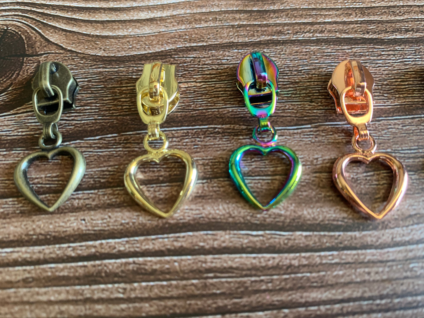 Heart shape zipper pulls for size 5 nylon zipper tapes