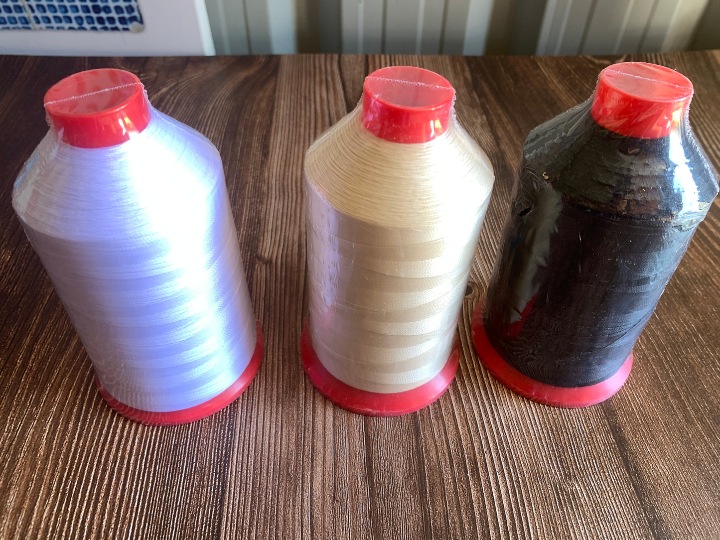 TEX 45 Bonded nylon thread - 4,600 yards