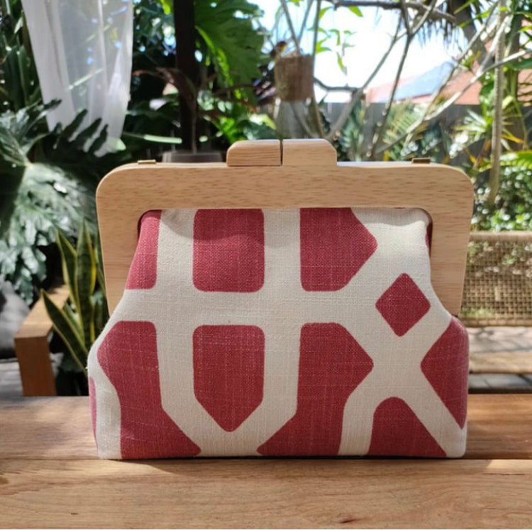Square wooden clutch frames, kiss lock framese frames