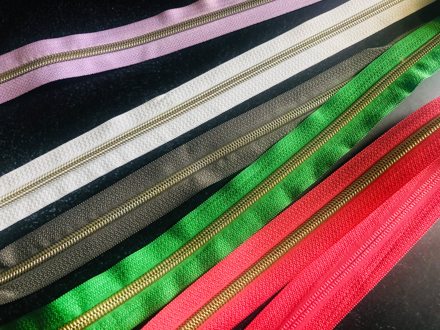 Gold color - size 5 zipper tapes