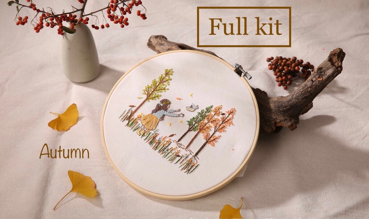 Beautiful embroidery kits for beginners, easy to follow preprinted embroidery pattern, presents for her, holiday craft, learn to embroidery