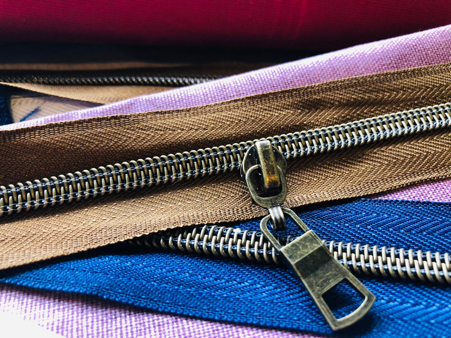 Size 5 zipper pulls for nylon zipper tapes, zipper pulls in antique brass, sliver, gold, rose gold, gun metal