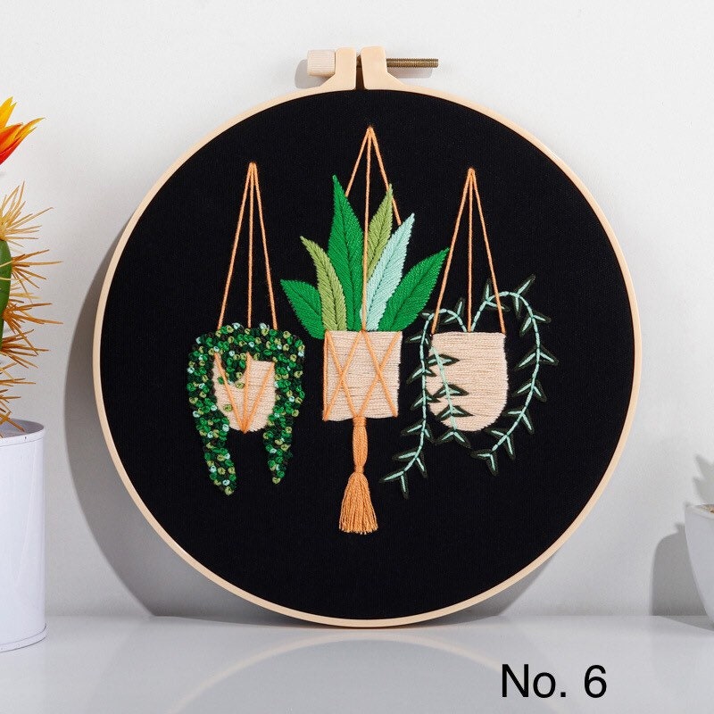 Beautiful embroidery kits for beginners, easy to follow preprinted embroidery pattern, presents for her, holiday craft, learn to embroidery