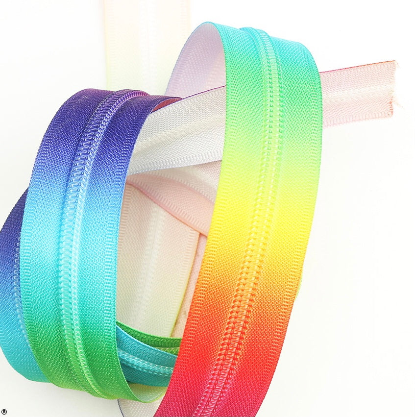 Rainbow zipper tapes, Size 5