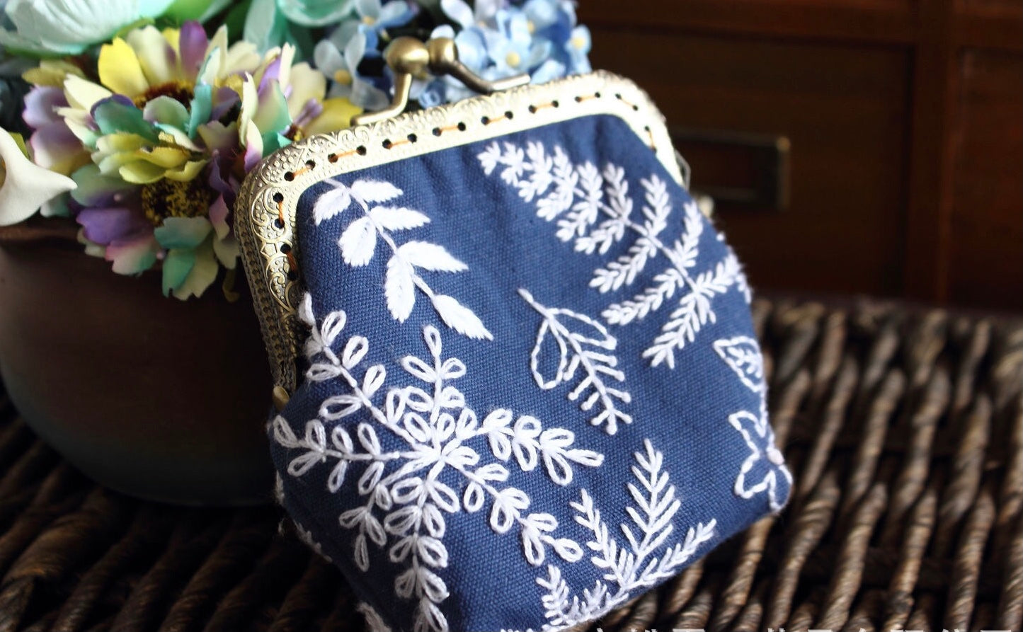 Embroidery kiss lock coin purse kits, embroidery and bag making kits for beginners