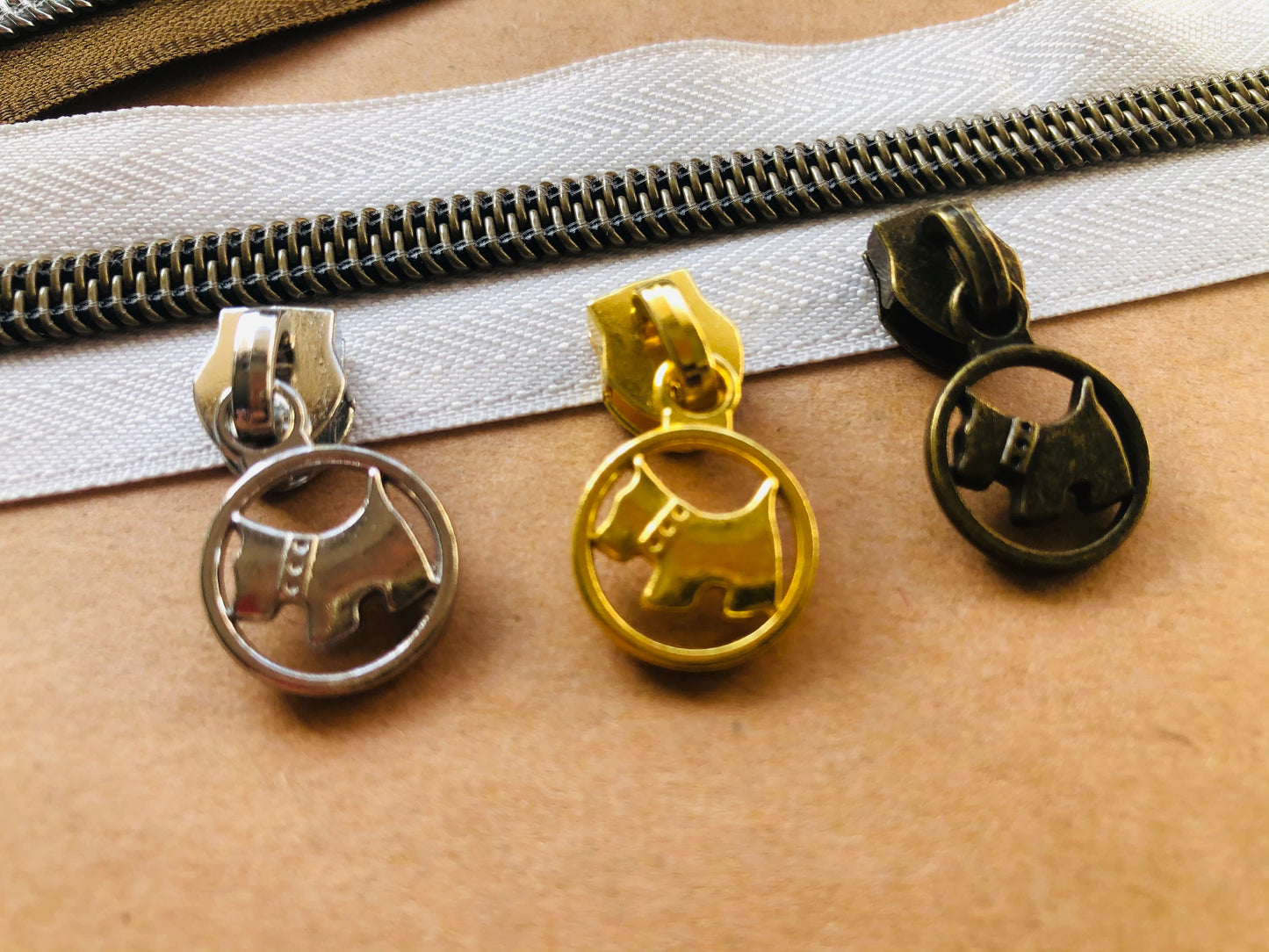 Puppy zipper pulls, Size 5 zipper pulls for nylon zipper tapes, zipper pulls in antique brass, sliver, gold, rose gold, gun metal