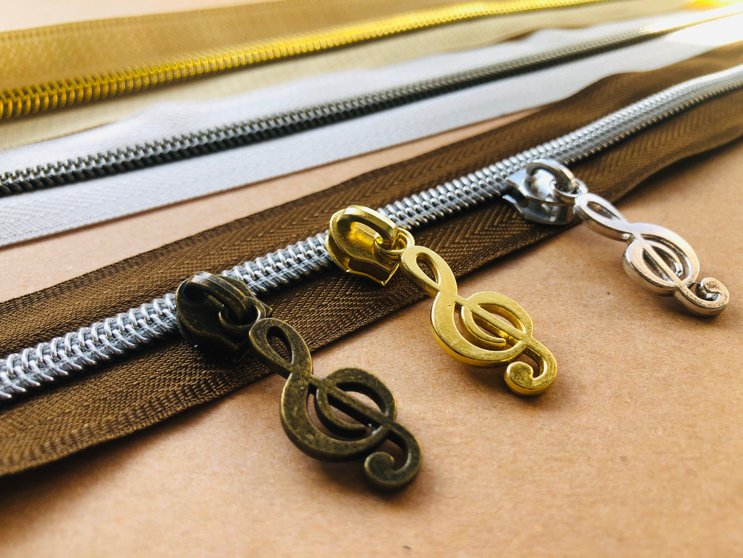 Music note zipper pulls, Size 5 zipper pulls for nylon zipper tapes, zipper pulls in antique brass, sliver, gold, rose gold, gun metal