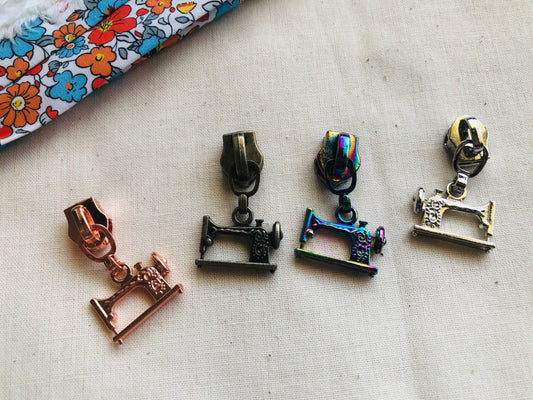 Vintage sewing machine zipper pulls A3bl