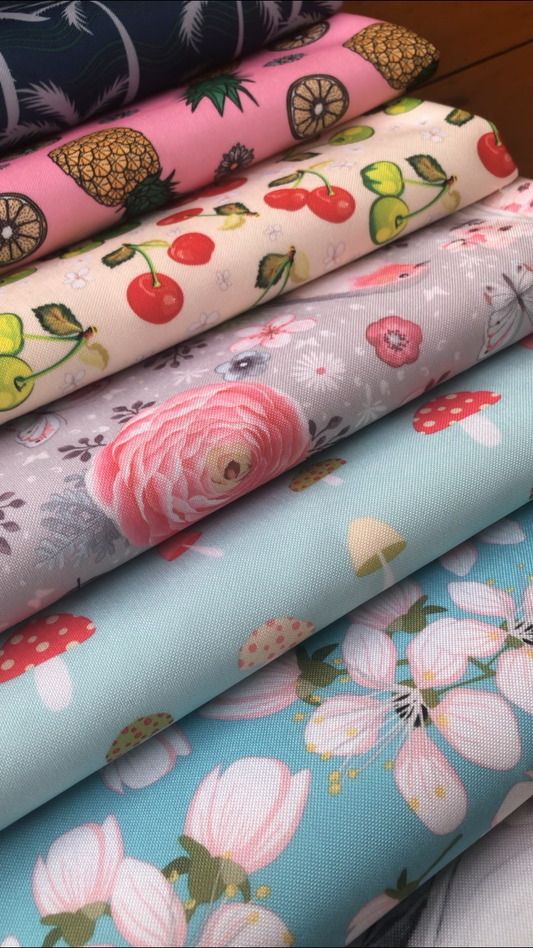 Printed waterproof canvas for bags, home decor, raincoats E4