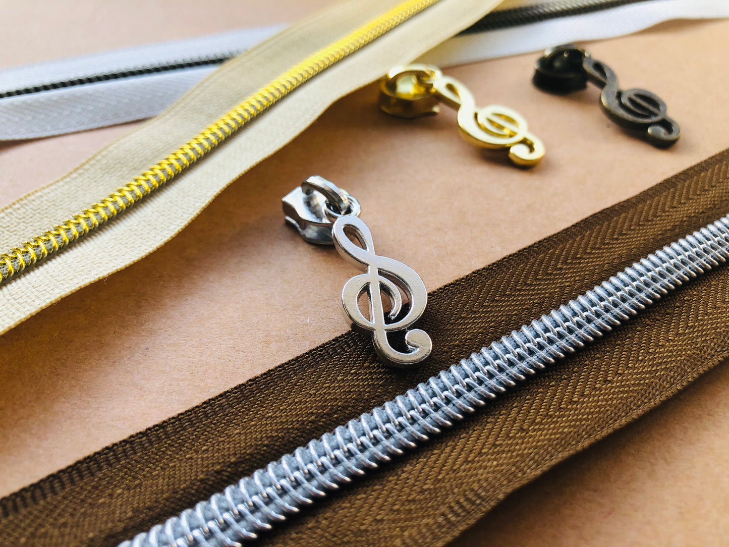 Music note zipper pulls, Size 5 zipper pulls for nylon zipper tapes, zipper pulls in antique brass, sliver, gold, rose gold, gun metal