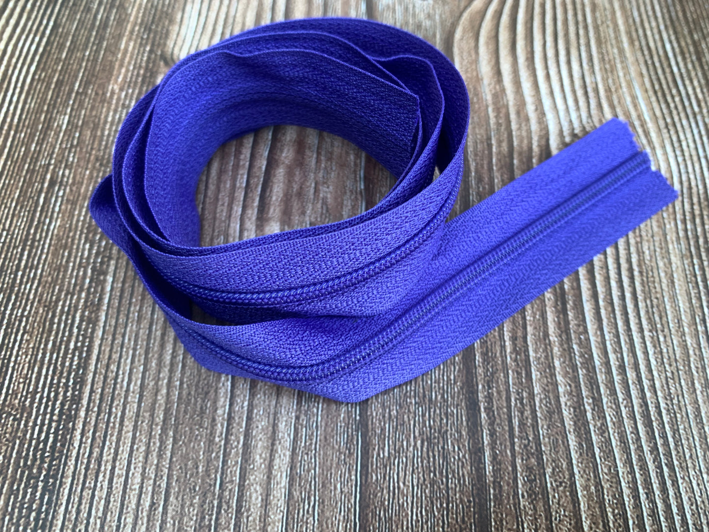 Size 3 color zipper tapes, nylon zipper tapes by the metre G6