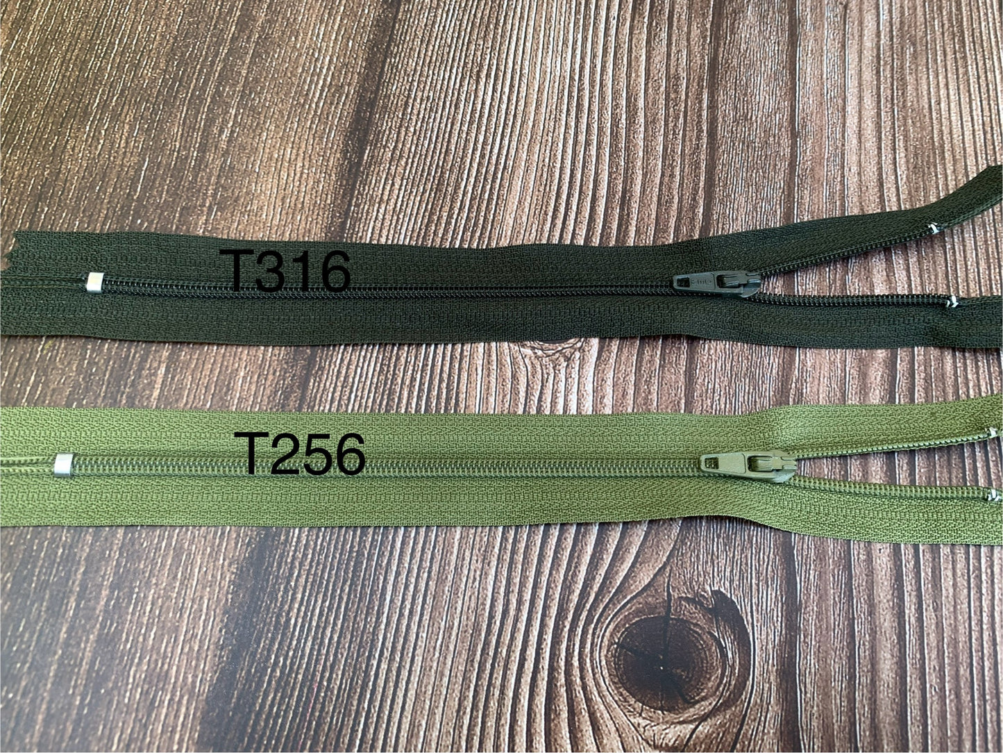 Pack of 25, 20-40cm size 3 nylon zips, clearance sale GS