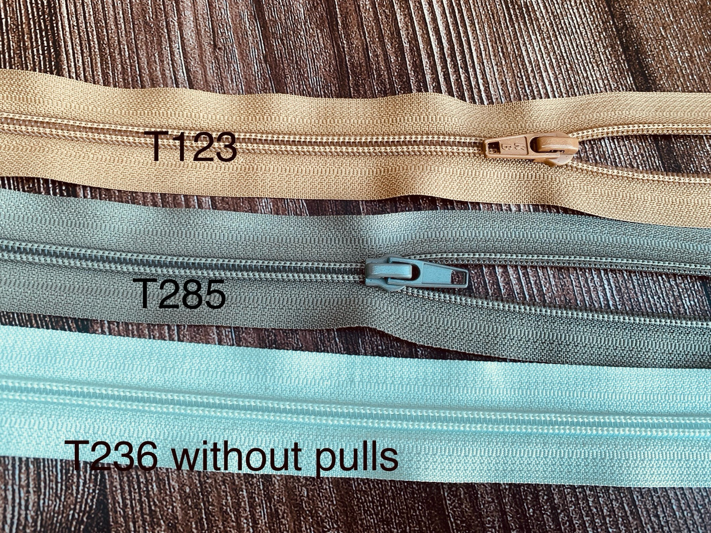 Pack of 25 - Size 5 nylon zips, 60-68 cm, clearance sale GS