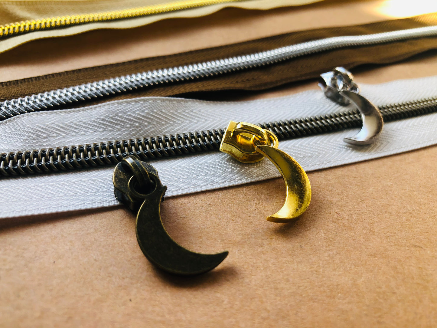 Crescent moon Zipper pulls, Size 5 zipper pulls for nylon zipper tapes, zipper pulls in antique brass, sliver, gold, rose gold, gun metal