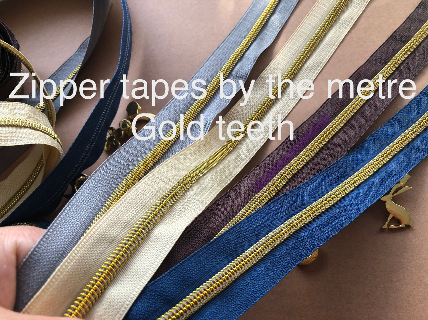 Gold color teeth size 5 zipper tapes, cut to length zipper tapes, zipper tapes for bags, zipper tape by the metre